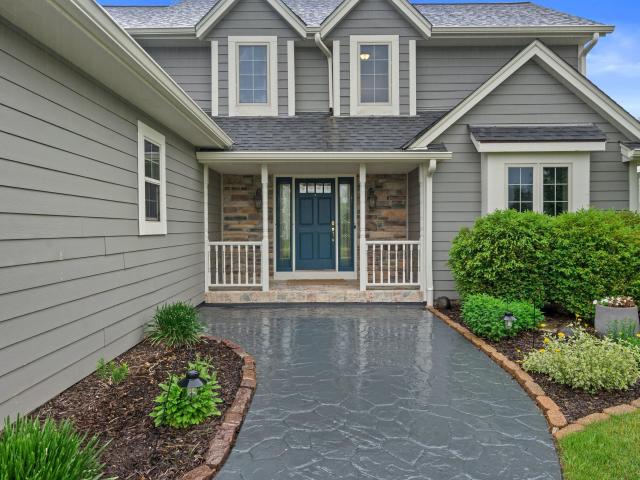 W231N7902 Martin Ct
