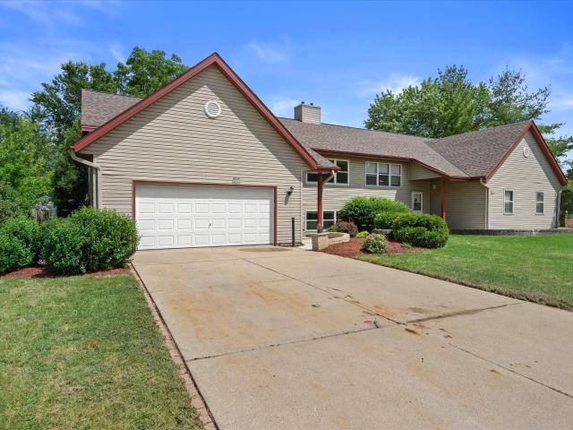 W245N6566 Bowling Green St