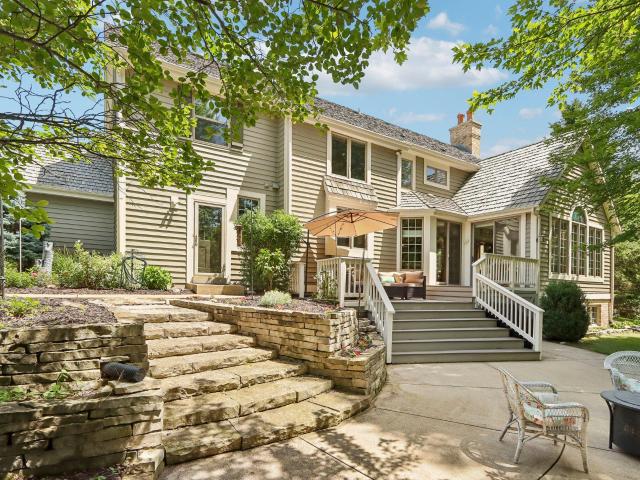 W288N3341 Lost Creek Ct