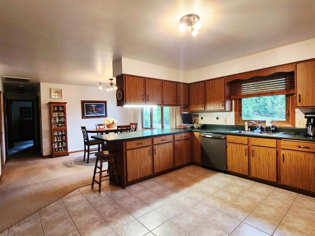 W2998 LEDGE Road