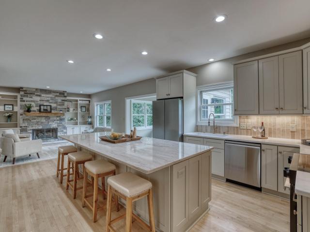 W312N4890 Chapel Ridge Rd