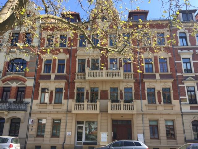 W3209 – Geräumige 2RW im Altbau am Popp. Platz