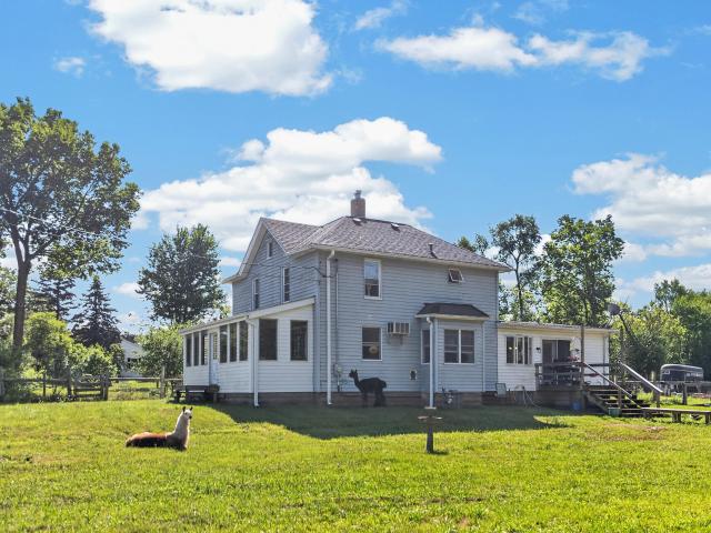 W4815 Bluff Rd
