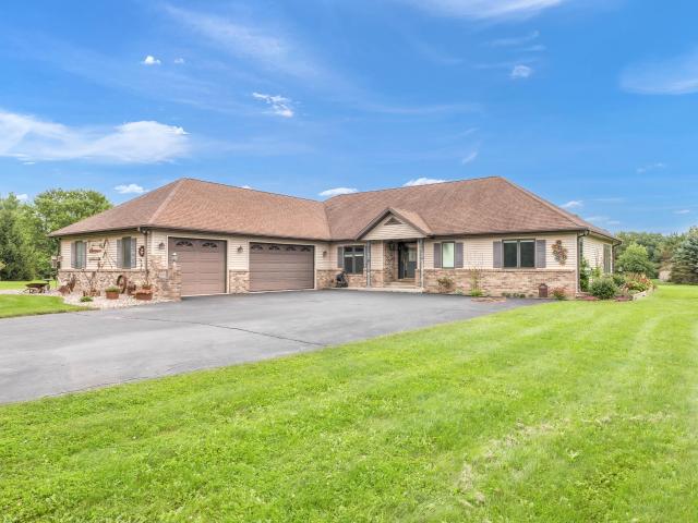 W5355 Gladhurst Ln