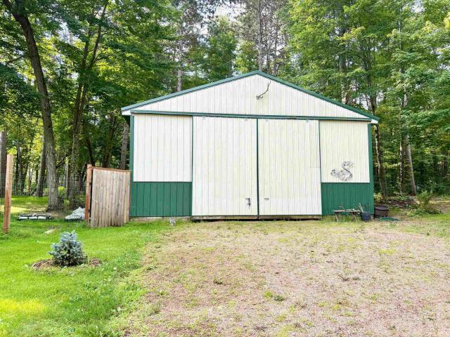 W5807 Robinson Road