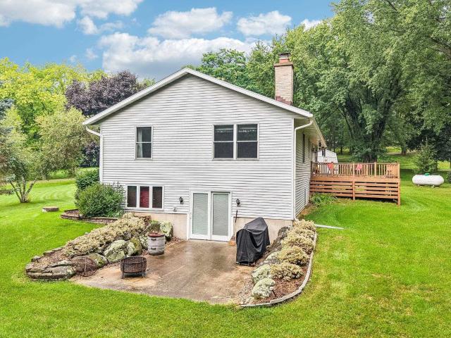 W7096 N Oak Ridge Court