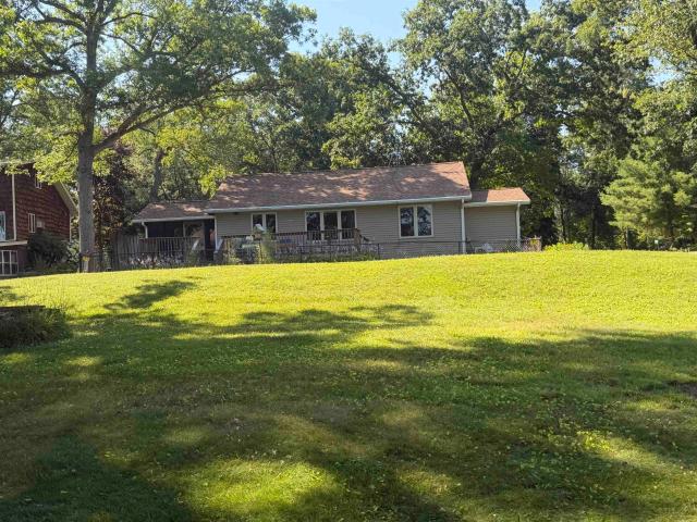 W723 Oak Shore Drive