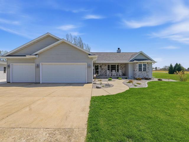 W7545 Country Drive