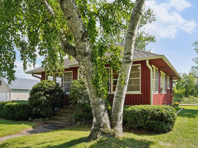 W8135 Elm Point Rd