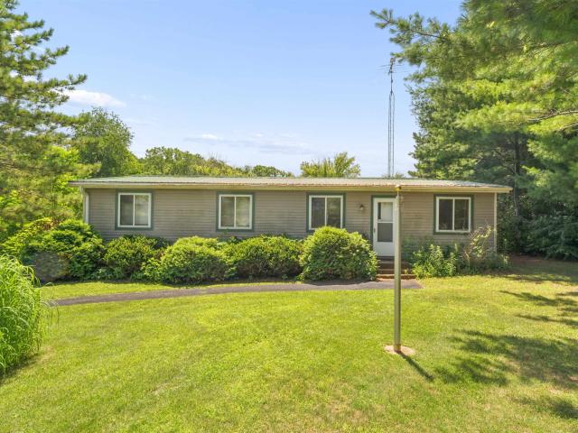 W8590 breakneck road