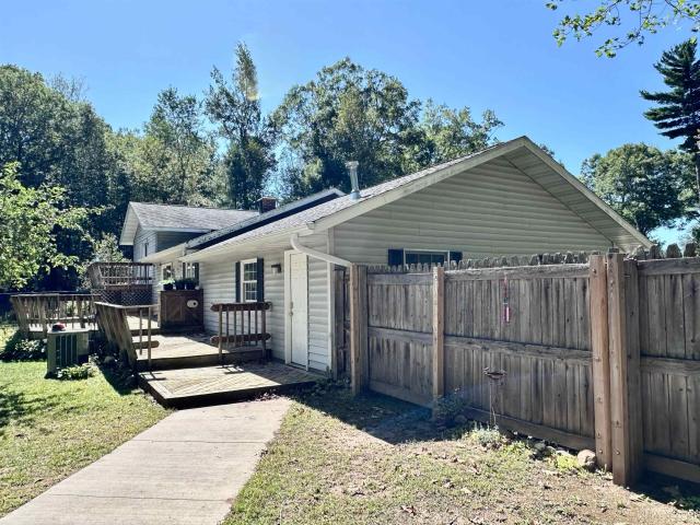 W8862 W Lakeview Drive