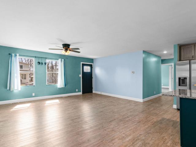 W882 Hyacinth Rd