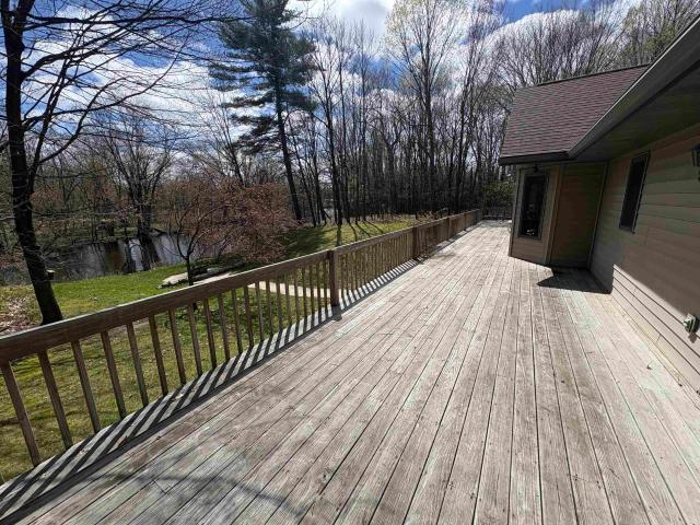 W9221 AMBER Lane