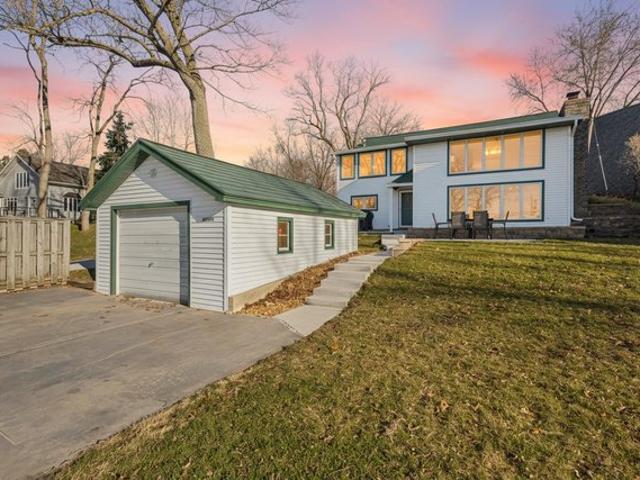 W9384 Ripley Rd, Cambridge, WI 53523