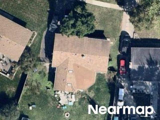 W Meadow Ln