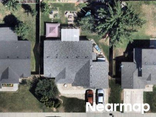 W Medallion Dr