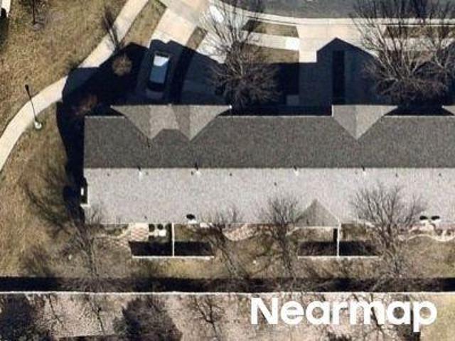 W Montcalm Dr