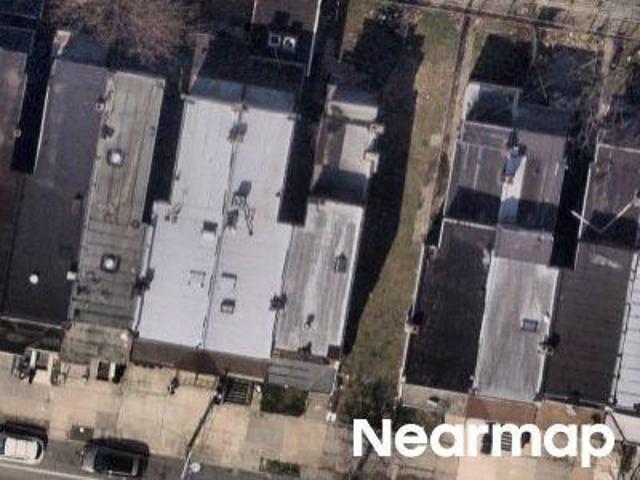 W Montgomery Ave