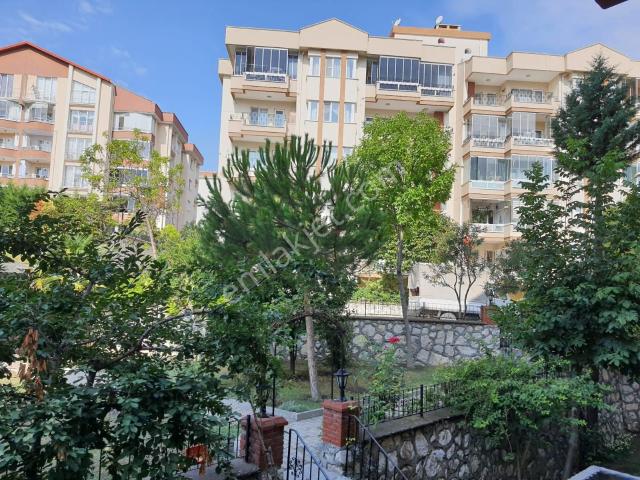 Wınner Wall'dan Cevizlibahçede Aile Sitesinde 3+1 Daire