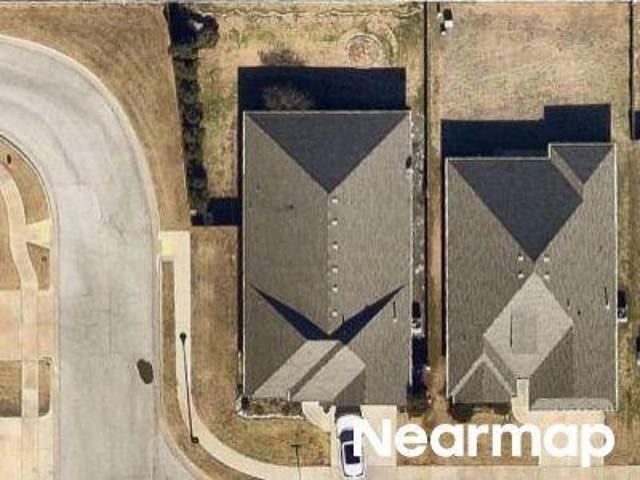 W Norman Pl