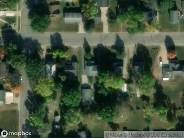 W Oak St