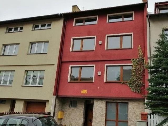 Przestronny dom 229 m2 z sauną i 10 pokojami