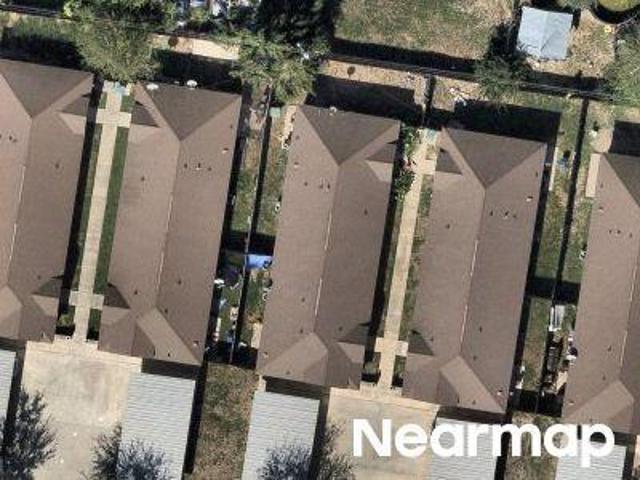 W Albatross Ave