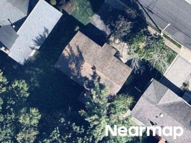 W Bayview Ave