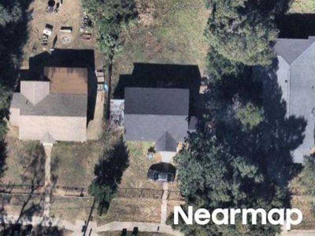 W Blount St