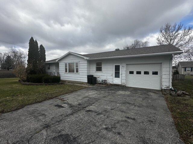 W Blue St, Sheldon, Home For Sale