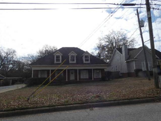 W Bridge St