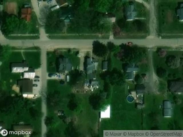 W Curtis St