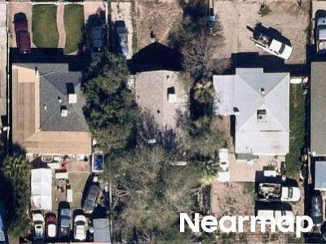 W Cypress St