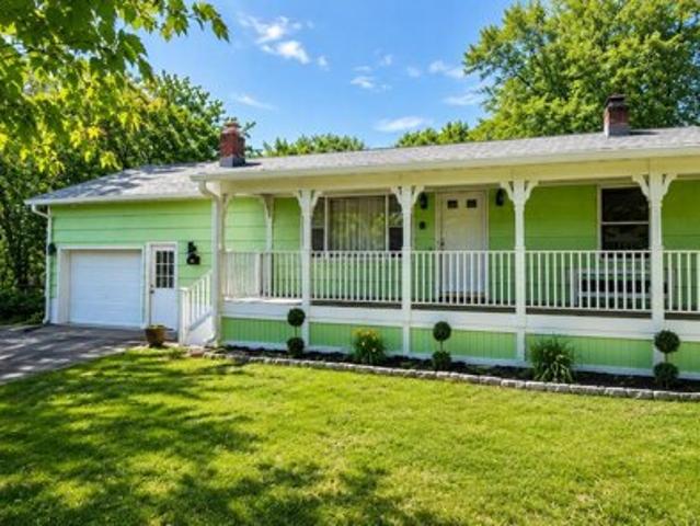 W Center St Ext, Southington, Home For Sale