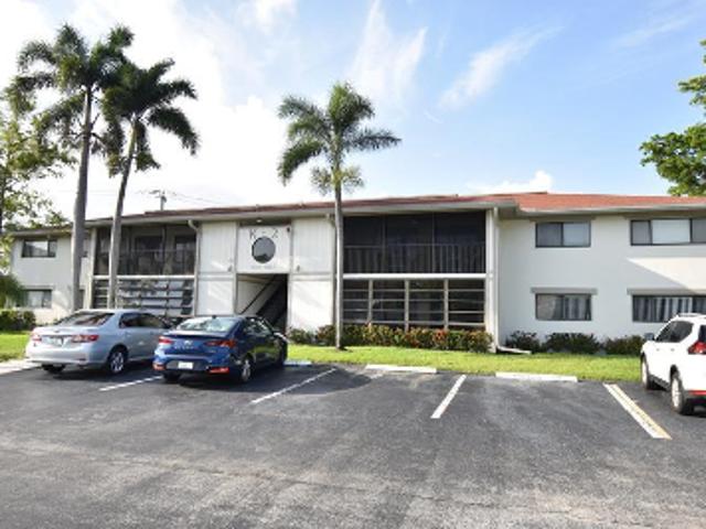 W Clairmont Cir # 108