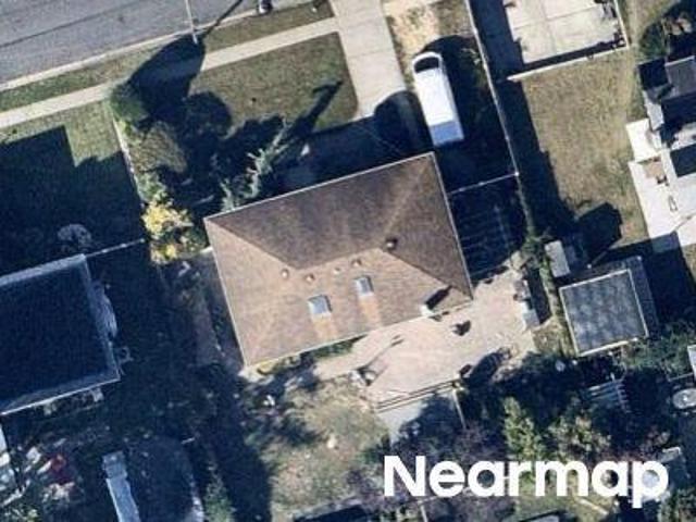 W Clearwater Rd