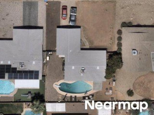 W Country Gables Dr