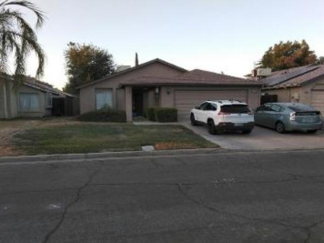 W Dovewood Ave