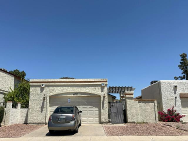 W Escuda Dr