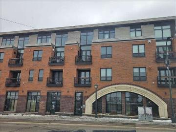 W Franklin Ave Apt 205