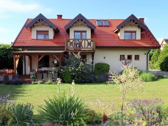 Nowoczesny dom 178 m2 z garażem i tarasem w Węgorzewie