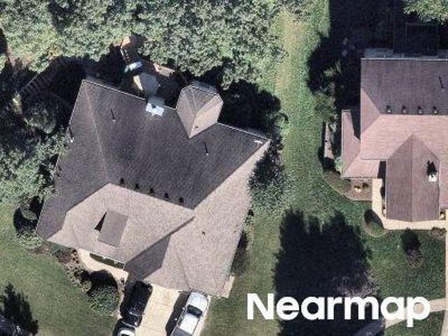 W Greenleaf Ct