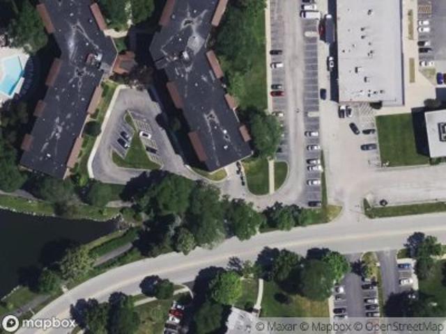 W Huntington Commons Rd