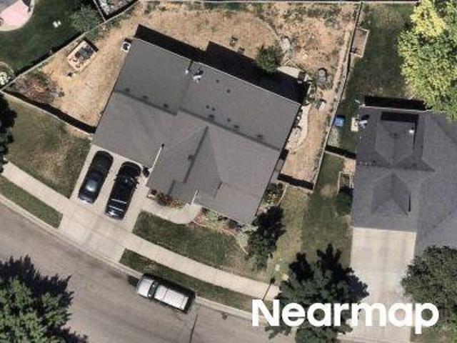 W Hazelwood Dr