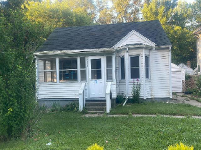 W Holmes Rd