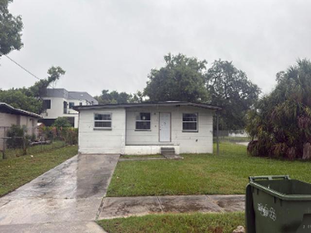 W Keyes Ave