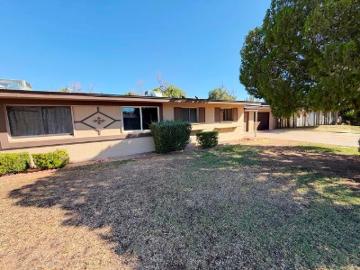 W Lakeview Cir S
