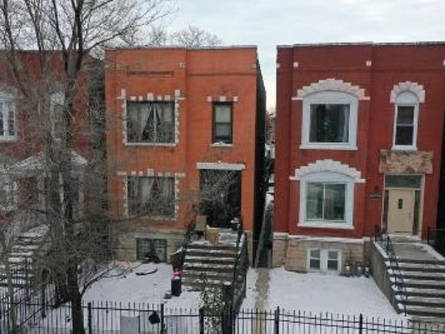 W Lexington St