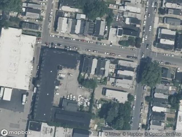 W Loudon St