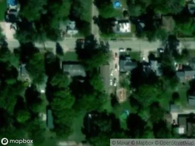W Park St